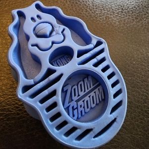 Kong Zoom Groom handheld rubber brush Came in a Bark Bark